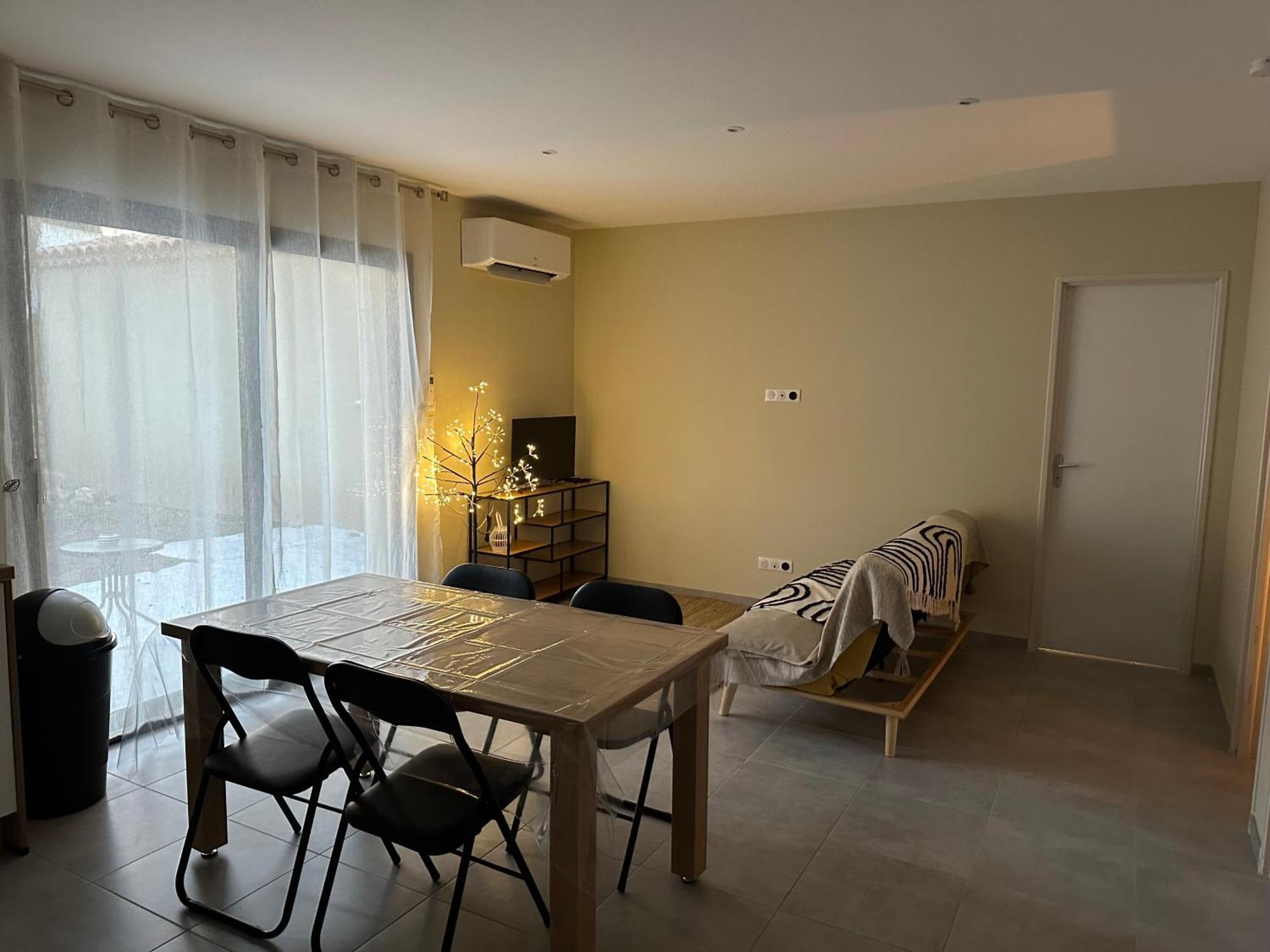 Maison T3 Dans Un Village Calme Saint-Mitre-les-Remparts Exterior foto